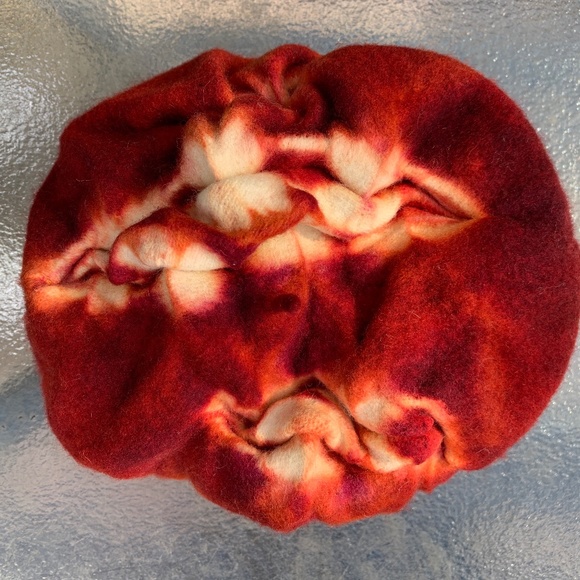 Nafi De Luca  wool beret main image 9